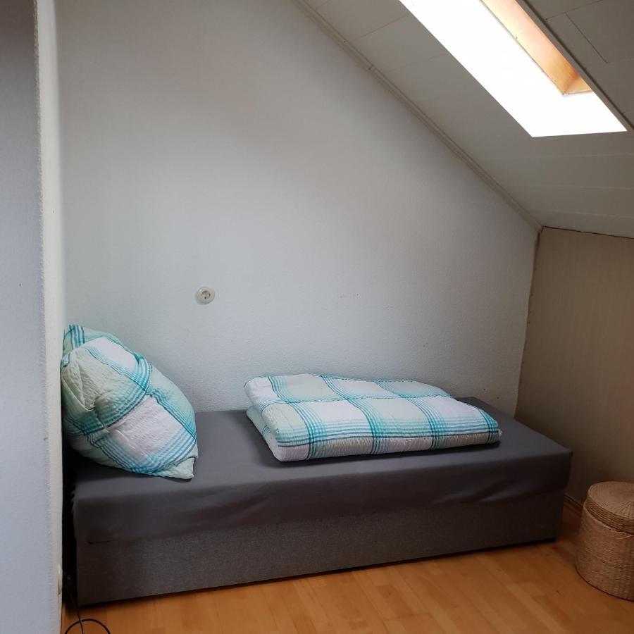 Ferienhaus Rhoenspass Mosbach  Eksteriør billede