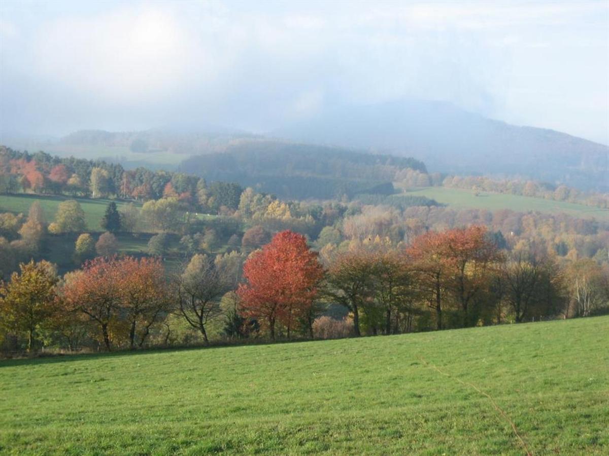 Ferienhaus Rhoenspass Mosbach  Eksteriør billede
